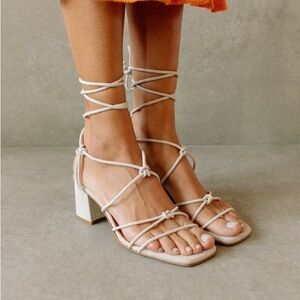 ALOHAS Cream Strappy Sandals with Block Heel